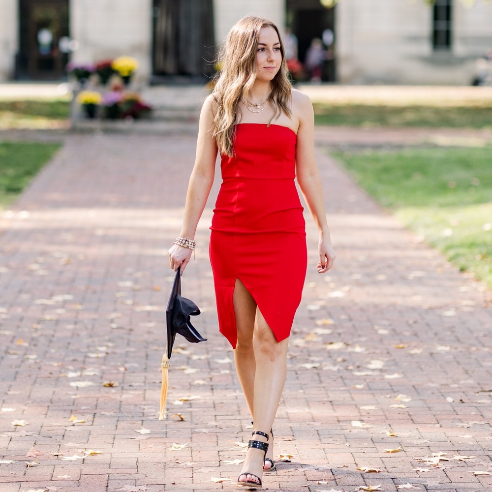 Lulu’s Red Dress